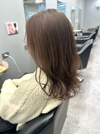 ミディアム カラー アッシュカラーやアレ ンジ得意🌿RIKOのヘアスタイル