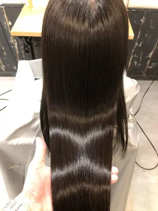 ロング カラー パーマ 美髪矯正 🌈髪質改善 山下のヘアスタイル