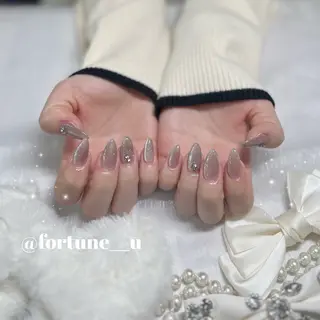 ネイル 💜5/4空✩.* Yuuna💜のネイルデザイン