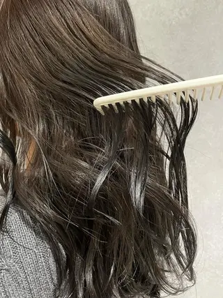 ロング カラー yumemiレイヤー ‎✴︎ 透明感カラーのヘアスタイル