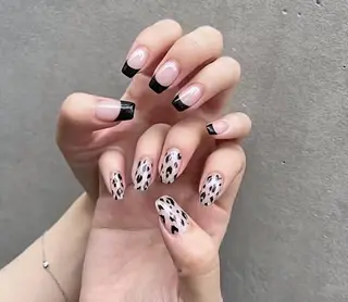 ネイル lucky nail 歌舞伎町のネイルデザイン