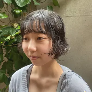 ショート 大人可愛い♡コテ巻き パーマ🌼杉田 萌恵のヘアスタイル