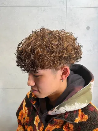 カラー パーマ メンズ 角田 瀬名のヘアスタイル