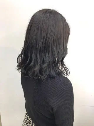 ミディアム leben serikaのヘアスタイル
