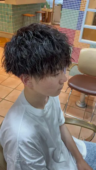 ショート パーマ メンズ 朝3分でキマる 村上陸のヘアスタイル