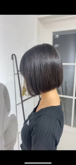 ショート 鳴海 稜真のヘアスタイル