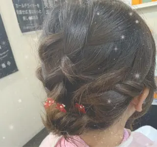 ミディアム ヘアアレンジ 中本 愛理のヘアスタイル
