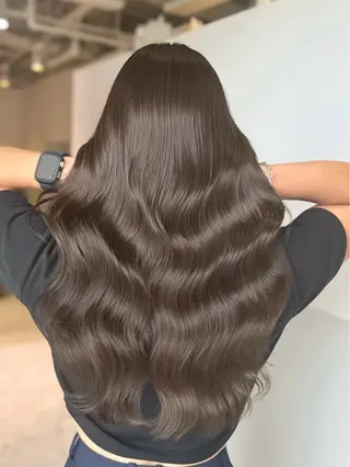 ロング カラー 顔まわりの神様✨ 透明感カラー藤嶋秀幸のヘアスタイル
