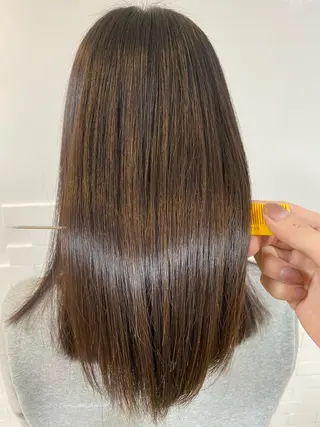 セミロング 髪質改善✨ 角谷　勇のヘアスタイル