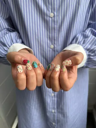 ネイル ULL emiriのネイルデザイン