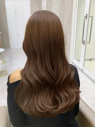 セミロング カラー ヘアアレンジ 赤み消し🫧韓国ヘア 🫧藤岡誠也のヘアスタイル