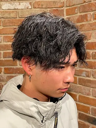 パーマ 武田 駿兵のヘアスタイル