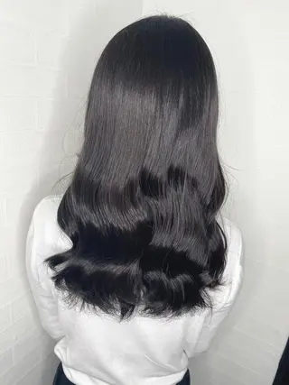 セミロング カラー ブリーチカラー特化 U-topia小島のヘアスタイル