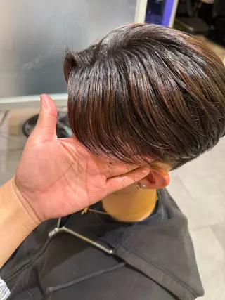 メンズ フェザーパーマ/ 曲がる矯正/酒井壮大のヘアスタイル