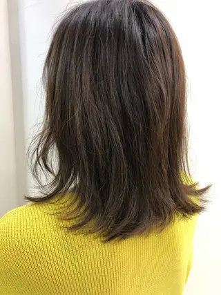 セミロング カラー タナカ タクヤのヘアスタイル