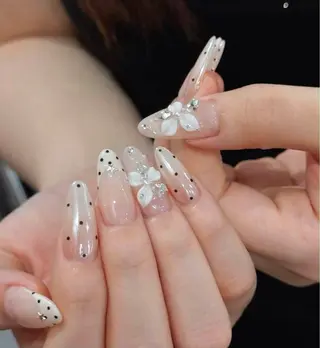 ネイル Minette nailHuongのネイルデザイン