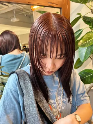 セミロング カラー 薄暮 マツイ レンのヘアスタイル