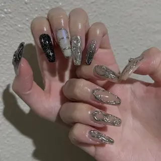ネイル パラあり！フィルイン 美フォルムのネイルデザイン