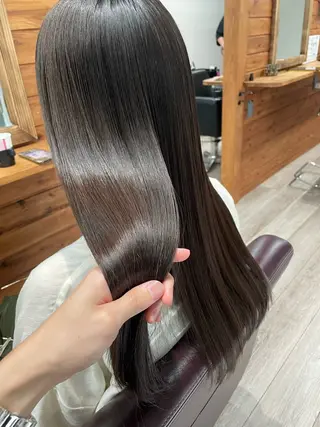 ロング Shutter RYOのヘアスタイル