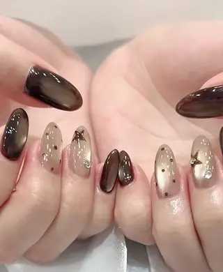 カラー AIN Nailのネイルデザイン