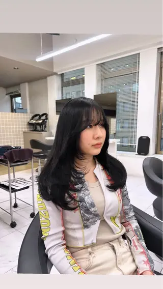 カラー 透明感ベージュ🤎 ナチュラルレイヤーのヘアスタイル