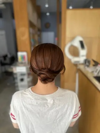 ミディアム miloc MOMOKAのヘアスタイル