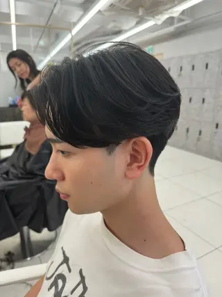 ショート パーマ メンズ 【メンズ縮毛矯正】 田中秀斗のヘアスタイル