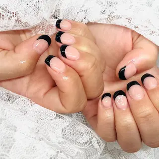 ネイル AYA Reginaのネイルデザイン