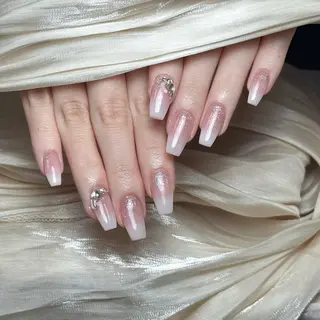 ネイル Maggie Nail🦩のネイルデザイン