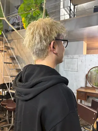 ショート カラー メンズ 大林 エリコのヘアスタイル