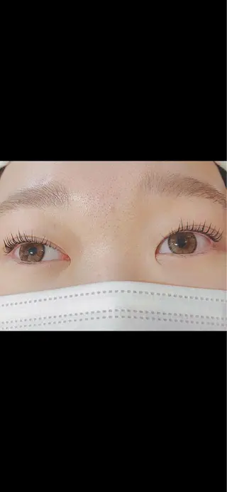 マツエク・マツパ 和田 真弥の眉毛・アイブロウイメージ