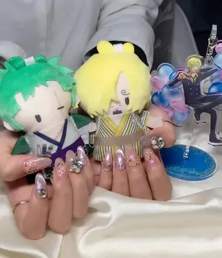 ネイル マツエク・マツパ アイブロウ Nail&eye Belire 新宿のネイルデザイン