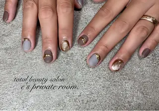 ネイル LAVISH nail salonのネイルデザイン