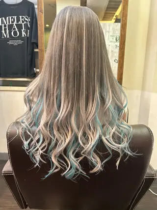 ロング LaLaMoana Rickyのヘアスタイル