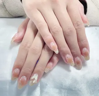 ネイル AKIKO ネイルサロンのネイルデザイン