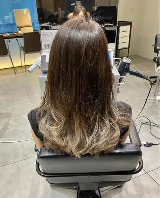ロング カラー ヘアアレンジ Shun 透明感カラ ー/似合わせカットのヘアスタイル