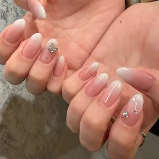 ネイル MORE-NAIL所属・Miki. MORE -NAILのネイルデザイン