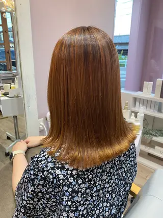 ミディアム かまだ しおりのヘアスタイル