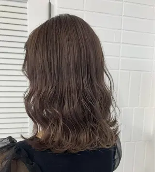 セミロング カラー 🍀︎Reika 🍀のヘアスタイル