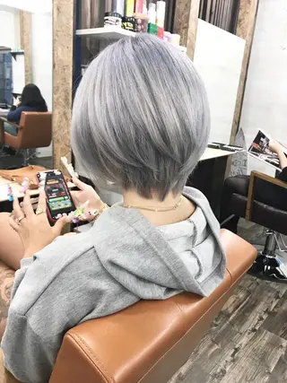 ショート カラー プチプラ&ハイクオ リティ✰Lilly✰のヘアスタイル