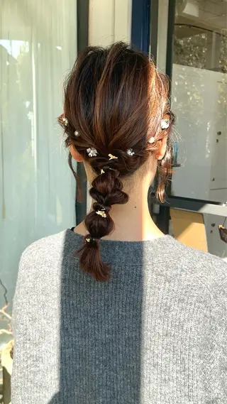 ミディアム ヘアアレンジ 山之内匠/艶カラー/ ハイトーン/ブリーチのヘアスタイル