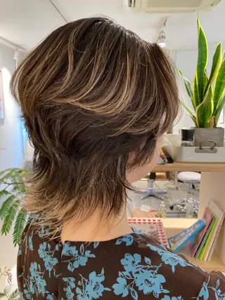 カラー Batta所属・坂上 岳のヘアスタイル