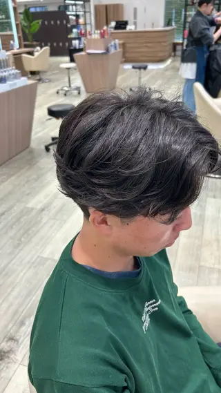 パーマ メンズ 能登 彩穂のヘアスタイル