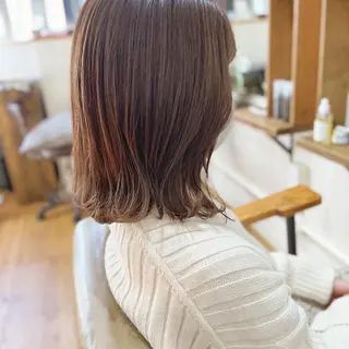 ミディアム カラー 美髪専門サロン kazuのヘアスタイル