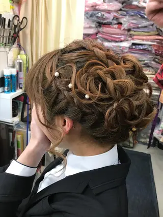 ヘアアレンジ 上辻 博司のヘアスタイル