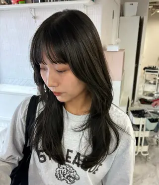 ロング 大橋 美咲のヘアスタイル