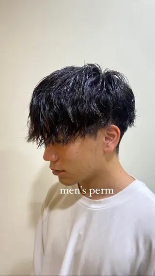 パーマ メンズ レイヤーボブ/ 艶カラー/サナ🌼のヘアスタイル