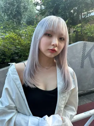 セミロング カラー 韓国レイヤー髪質改善 💫Tomoya💫のヘアスタイル