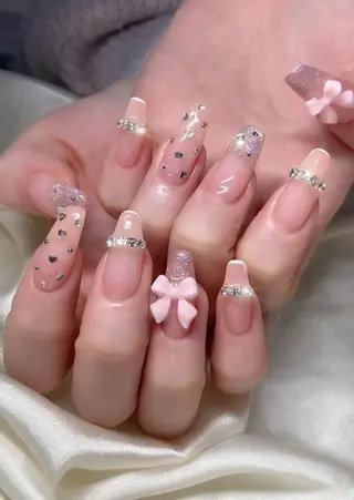 ネイル マツエク・マツパ アイブロウ Nail&eye Belire 新宿のネイルデザイン