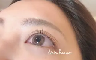 マツエク・マツパ désirbeaux 瀬崎の眉毛・アイブロウイメージ